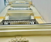 Bán nhà mặt tiền đường âu dương lân, phường 4 , q8 5 lầu , 15 pn , 150m2 chỉ 35,8 tỷ