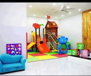 Bán tòa nhà mặt tiền đường lê chân, trung tâm p. phước tân, thành phố nha trang. cần bán tòa nhà