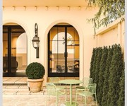 Bán toà căn hộ dịch vụ 8 tầng thang máy   84m     hoàng quốc việt   dòng tiền 80tr/tháng