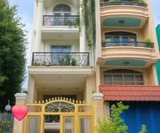 Nhà mặt tiền có lề đường số quận 6 phường 11 cũ.