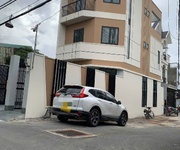 Nhà 2 mặt tiền long trường quận 9- 105m2 - sổ riêng - không quy hoạch -7,6 tỷ