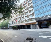 Hiếm bán - dòng tiền 1 tỷ/ năm - bán nhà mặt tiền đ. lê thánh tôn, q1