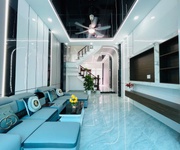 2 Bán gấp nhà đẹp 4x25 đường 12m thạnh lộc 37, sân xe hơi, 1 xẹc ngắn thạnh lộc