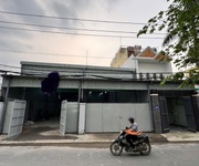 Cho thuê nhà xưởng thạnh xuân , quận 12    diện tích 500 m , đường xe công   có điện 3 pha