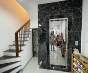 Bán nhà kim ngưu 35/42m2. 5 tầng. mătj tiền 3.7m. giá 13.6 tỷ hai bà trưng hà nội