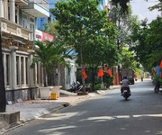 Bán chdv tân kỳ tân quý đường nhựa 10m 200m2  4 tầng dòng tiền 60tr/th nhỉnh 15 tỷ