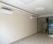 3 Cho thuê nhà 5 tầng mới xây, mặt phố, quận Long Biên 3 Cho thuê nhà 5 tầng mới xây, mặt phố, quận Long Biên