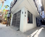 Hàng hiếm, siêu phẩm trung tâm cầu giấy -full nội thất xịn-ở ngay - gần phố   5 tầng   30m2