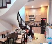 4 Bán nhà trung tâm cầu giấy, ngõ oto, phân lô bán cờ, dt 36m, mt 5m, giá nhỉnh 15 tỷ.