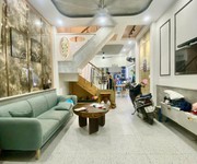 Siêu phẩm nhà 4 tầng sang trọng hxh gần chợ, bến xe buýt hiệp thành, quận 12..