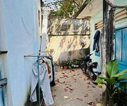 4 Nhà đường nơ trang long phường 13 bình thạnh cũ.
