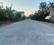 1 Hàng mới 2,x tỷ tổ 10 tt quang minh,dt 50m,mt hơn 4m.hàng f0 đầu tư.