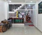 Bán nhà mặt tiền đường 84 cao lỗ p4 q8, giá 13.2 tỷ  tl