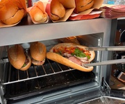2 Chính chủ cần sang nhượng tiệm bánh mì que hội an