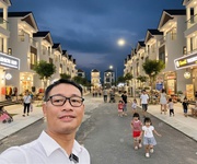 1.280m  giá 145 tỷ   113.3tr/m     đã tách 16 nền   đất đầu tư bình trưng đông, quận 2