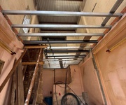 Bán nhà lô góc 2 mt hẻm nguyễn chí thanh - lý thái tổ, 3,4x10m, cấp 4, tiện xây, 5,5 tỷ.