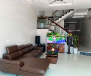 Cần tiền giá nào cũng bán  - Nhà 125m2, 3 Tầng, ô tô vào nhà, chỉ 500m ra Vinhomes