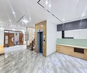 bán nhà trần khát chân   60m    5 tầng   thang máy