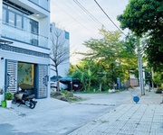 Đường 10m siêu thoáng   xe hơi ngủ trong nhà   nhà mới 4 tầng   giáp quận 7   chỉ 6.9 tỷ