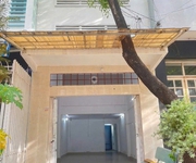 Nhà 3.6x14.7m đường nhánh đông hồ p4q8