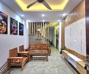 Cần bán 34m2 nhà 4 tầng xây kiên cố, còn rất mới chỉ xách vali về ở, cách mặt đê Ngọc Thụy 40m