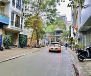 Nhà đẹp ngõ 279 ĐỘI CẤN 5 tầng   ngõ thông   GẦN Ô TÔ   MẶT TIỀN RỘNG 4.2M