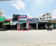 Đối diện aeon mall   mặt tiền đường 30m   sẵn dòng tiền   64m chỉ 6.2 tỷ tl