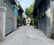 Nhà bán gấp giảm 400 triệu. sát vách quận 7  - nhà mới ở ngay  4x15m  vuông vức, tặng full nội thất