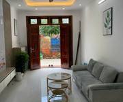 Bán nhà cự khối   43m   xd 34m     5 tầng   giá 6.75 tỷ