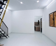 Bán nhà hoàng diệu q.4, 1 trệt, 2 lầu, cách mt hoàng diệu 20m, giá nhỉnh 3 tỷ.