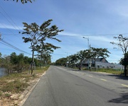 Bán 591m2  đất mặt tiền hùng vương, tân bình, lagi sát biển giá rẻ nhất