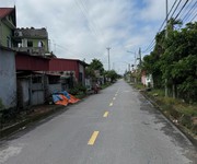 Lô đất 2 mặt đường nhựa   giá hiếm chỉ 2.2x tỷ  zalo 0567 222 555