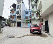 Dương văn bé   38m    6 tầng thang máy   ôtô đỗ cửa   cách phố 15m   13. tỷ