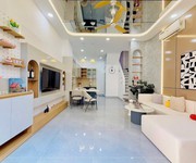 Nhà xinh cho vợ chồng mới cưới   hẻm ni sư huỳnh liên, bảy hiền, 35m , 2 tầng   giá 4,22 tỷ.