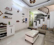 Giá tốt, nhà phạm văn bạch, 60m2 3 tầng 4pn 4wc, 6.5 tỷ tl 0964364745