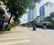 Tòa vp 10 tầng mặt phố nguyễn văn cừ 220m2, mt9m - dòng tiền 350tr/tháng - 139 tỷ