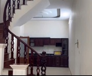 2 Cho thuê nhà 3 tầng   ô tô đỗ cửa