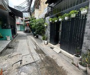 Sát mặt tiền hxh trung tâm q8 dt chuẩn. shr vuông vức hoàn công đủ