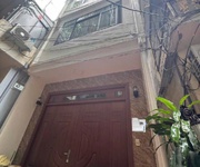 Nhà HÀO NAM 33m    MẶT TIỀN 4.2m   Ngõ thông thoáng, gần phố