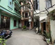 Bán nhà cũ giá tốt, 13.6 tỷ, 77m2, 2 mặt tiền 4.5m, sổ chính chủ, ko quy hoạch