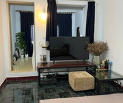 Cho thuê căn hộ tập thể công an tầng 5, mặt phố nguyên hồng, láng hạ, đống đa Cho thuê căn hộ tập thể công an tầng 5, mặt phố nguyên hồng, láng hạ, đống đa