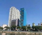 Bán tòa nhà 18 tầng góc 3 mặt tiền kinh doanh đường bến vân đồn quận 4 - doanh thu 2,8 tỷ/tháng