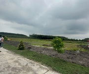 Kẹt Tiền Bán Lỗ Lô Đất Giữa Lòng Kcn Minh Hưng 3 215m2 585tr Shr