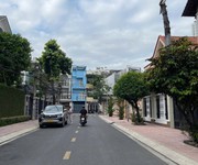 Bán 3 nền đẹp ngang 12m   đối diện công viên   giá chỉ 13.5 tỷ/nền