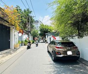 Nhà chdv đường trần bình trọng quận bình thạnh phường 5 cũ.