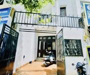 Nhà đẹp 3 tầng   mặt tiền đường lớn 30m   khu vip tân phú   72m ngang 4.5