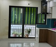 2 Bán nhà chợ khâm thiên 57m2. 6 tầng. mặt tiền 3.7m. giá 15.7 tỷ đống đa hà nội