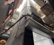 3 Bán nhà đội cấn dt 35m giá 11,5 tỷ lô góc 2 nhà ra phố,full nội thất