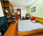 1 Bán nhà võ chí công 50m, 4tầng, ô chờ thang máy 30m ra oto tránh 1 Bán nhà võ chí công 50m, 4tầng, ô chờ thang máy 30m ra oto tránh