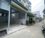 Chính chủ cho thuê kho 120m    trần cao 6m   ô tô ra vào thoải mái